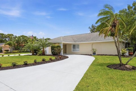 House in Sarasota, Florida 3 bedrooms, 231.33 sq.m. № 2202345 - photo 7