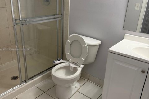 Купить кондоминиум в Катлер-Бей, Флорида 2 спальни, 75.16м2, № 1951014 - фото 7