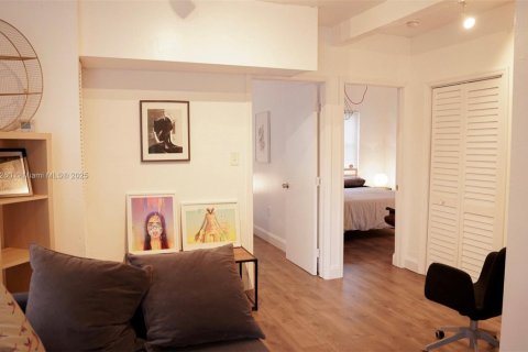 Appartement à louer à Miami, Floride: 2 chambres, 55.74 m2 № 2018803 - photo 4