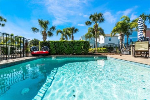 House in Kissimmee, Florida 3 bedrooms, 130.99 sq.m. № 1885881 - photo 22