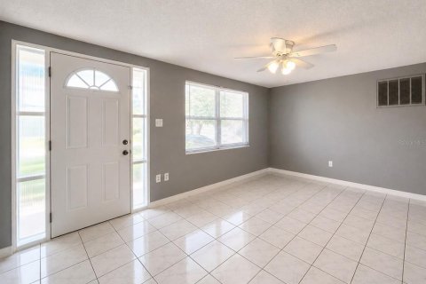 Villa ou maison à vendre à New Port Richey, Floride: 3 chambres, 107.4 m2 № 2142504 - photo 2
