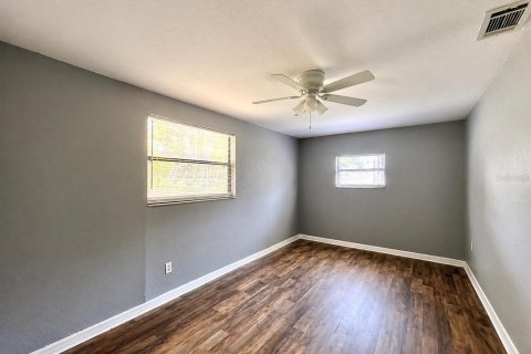 Villa ou maison à vendre à New Port Richey, Floride: 3 chambres, 107.4 m2 № 2142504 - photo 6