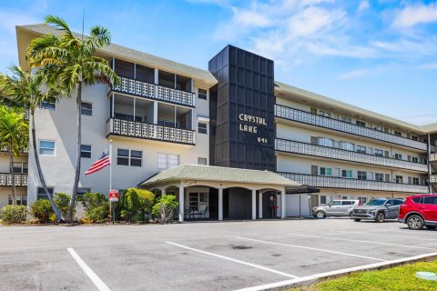 Condo in Deerfield Beach, Florida, 2 bedrooms № 2245787