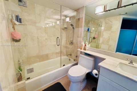 Condo in Aventura, Florida, 2 bedrooms  № 1595947 - photo 5