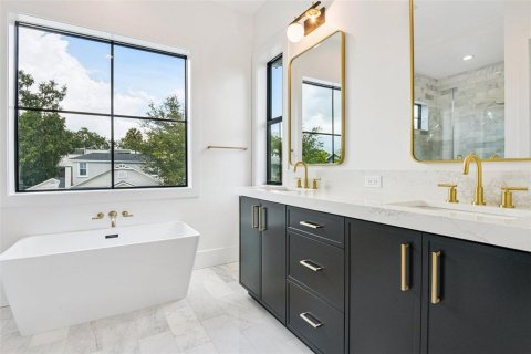 Touwnhouse à vendre à Tampa, Floride: 4 chambres, 250.84 m2 № 1900523 - photo 16