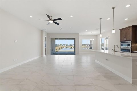 Casa en venta en Wesley Chapel, Florida, 3 dormitorios, 205.22 m2 № 2099441 - foto 7