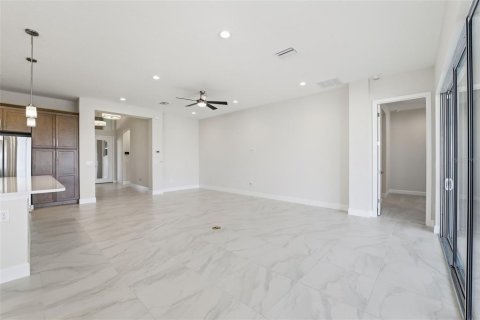 Casa en venta en Wesley Chapel, Florida, 3 dormitorios, 205.22 m2 № 2099441 - foto 9