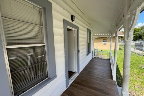 Casa en alquiler en Tampa, Florida, 3 dormitorios, 83.8 m2 № 1821124 - foto 12