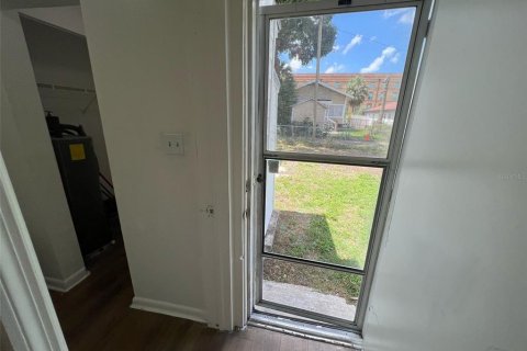 Casa en alquiler en Tampa, Florida, 3 dormitorios, 83.8 m2 № 1821124 - foto 16