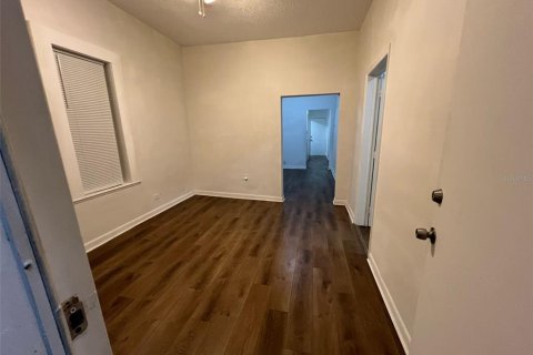 Casa en alquiler en Tampa, Florida, 3 dormitorios, 83.8 m2 № 1821124 - foto 8