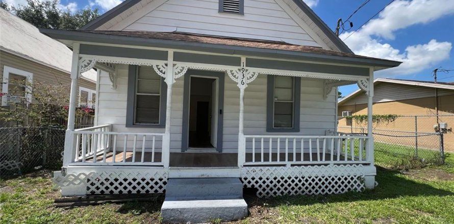 Villa ou maison à Tampa, Floride 3 chambres, 83.8 m2 № 1821124