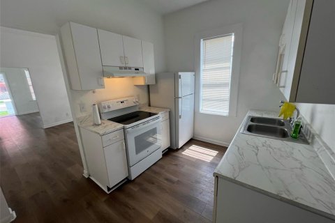 Casa en alquiler en Tampa, Florida, 3 dormitorios, 83.8 m2 № 1821124 - foto 3