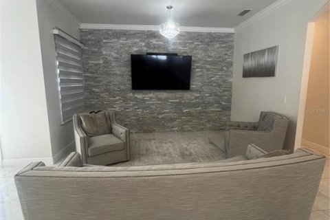 Casa en alquiler en Cape Coral, Florida, 3 dormitorios, 170.48 m2 № 1825347 - foto 9
