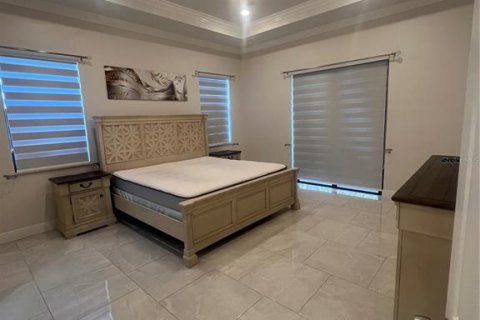 Casa en alquiler en Cape Coral, Florida, 3 dormitorios, 170.48 m2 № 1825347 - foto 12
