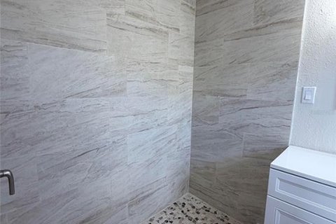 Villa ou maison à louer à Tampa, Floride: 4 chambres, 127.46 m2 № 2110108 - photo 27
