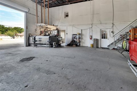 Immobilier commercial à vendre à DeLand, Floride: 1136.01 m2 № 2214405 - photo 7