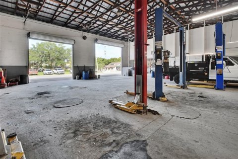 Immobilier commercial à vendre à DeLand, Floride: 1136.01 m2 № 2214405 - photo 9