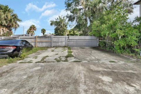 Immobilier commercial à vendre à DeLand, Floride: 1136.01 m2 № 2214405 - photo 23
