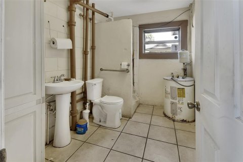 Immobilier commercial à vendre à DeLand, Floride: 1136.01 m2 № 2214405 - photo 21