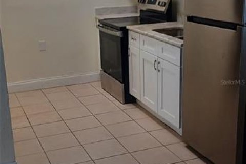 Appartement à louer à Madeira Beach, Floride: 1 chambre, 46.45 m2 № 1877142 - photo 5