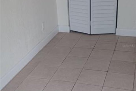 Appartement à louer à Madeira Beach, Floride: 1 chambre, 46.45 m2 № 1877142 - photo 2