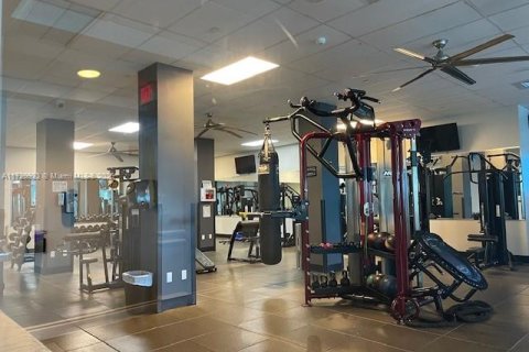 Condo in Hollywood, Florida, 1 bedroom  № 1937231 - photo 17