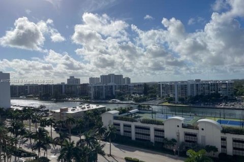 Condo in Hollywood, Florida, 1 bedroom  № 1937231 - photo 24