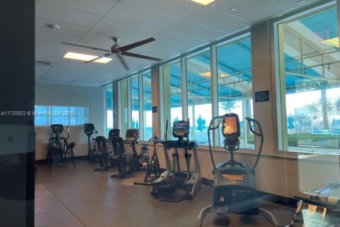 Condo in Hollywood, Florida, 1 bedroom  № 1937231 - photo 16