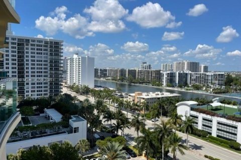 Copropriété à vendre à Hollywood, Floride: 1 chambre, 69.21 m2 № 1937231 - photo 23
