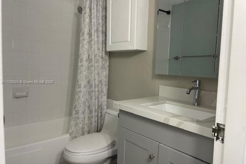 Condominio en venta en Hollywood, Florida, 1 dormitorio, 69.21 m2 № 1937231 - foto 6