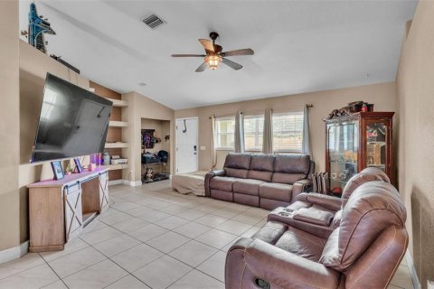 Casa en venta en Dade City, Florida, 3 dormitorios, 160.54 m2 № 1837788 - foto 16