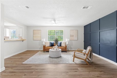 Casa en venta en Florahome, Florida, 4 dormitorios, 169.45 m2 № 1905619 - foto 5