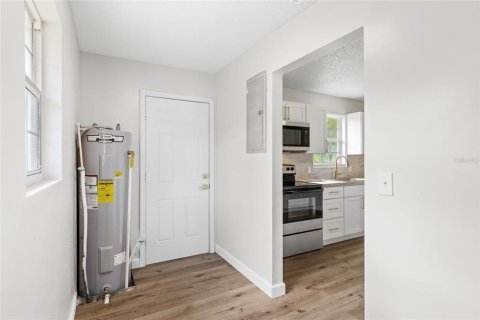 Casa en venta en Florahome, Florida, 4 dormitorios, 169.45 m2 № 1905619 - foto 23