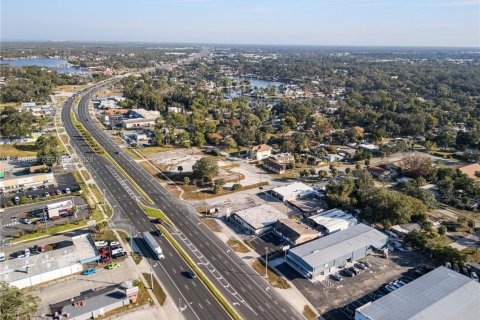 Commercial property in New Port Richey, Florida № 2076723 - photo 5