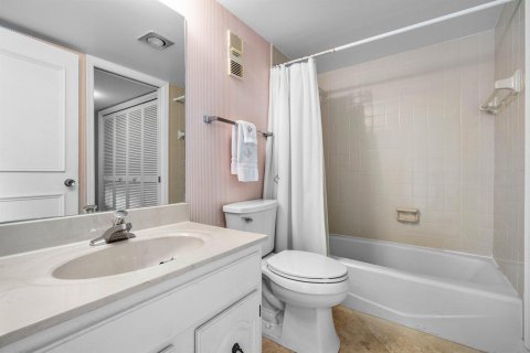 Copropriété à vendre à Boynton Beach, Floride: 2 chambres, 137.4 m2 № 2176303 - photo 23