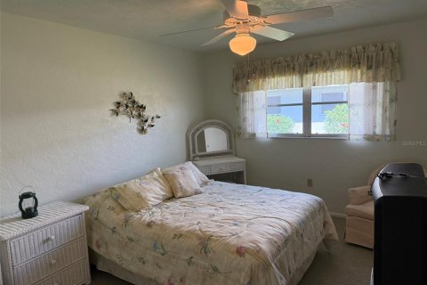 House in Sarasota, Florida 2 bedrooms, 142.33 sq.m. № 1761990 - photo 10