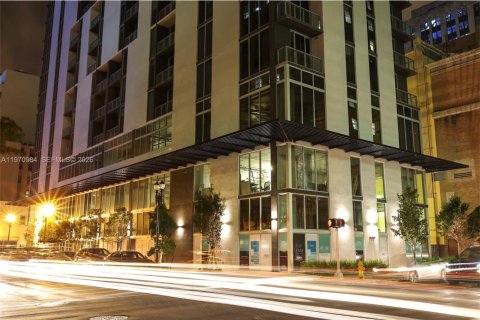 Condominio en alquiler en Miami, Florida, 1 dormitorio, 49.52 m2 № 2049363 - foto 6