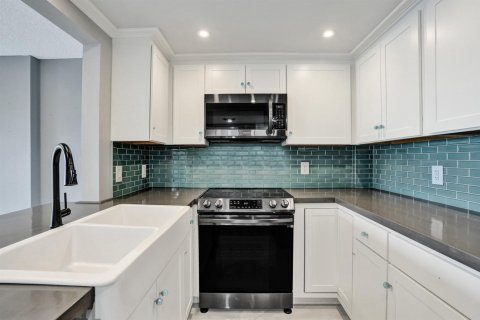 Купить кондоминиум в Помпано-Бич, Флорида 3 комнаты, 72.19м2, № 2190965 - фото 4