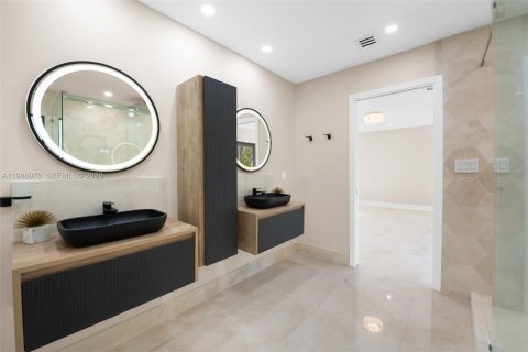 Купить виллу или дом в Пайнкрест, Флорида 3 спальни, 222.59м2, № 2008081 - фото 16