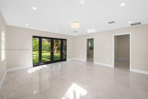 Купить виллу или дом в Пайнкрест, Флорида 3 спальни, 222.59м2, № 2008081 - фото 14