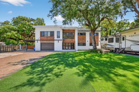 Casa en Fort Lauderdale, Florida 6 dormitorios, 420.57 m2 № 2058968