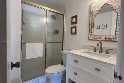 Condo in Aventura, Florida, 2 bedrooms  № 1814284 - photo 10