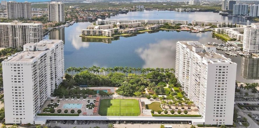 Condo in Aventura, Florida, 2 bedrooms  № 1814284