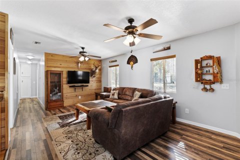 House in MC Alpin, Florida 4 bedrooms, 192.49 sq.m. № 1447566 - photo 21