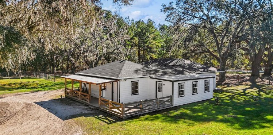 House in MC Alpin, Florida 4 bedrooms, 192.49 sq.m. № 1447566