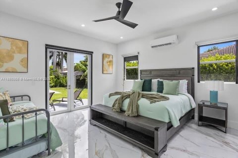 Villa ou maison à vendre à Miami, Floride: 5 chambres, 229 m2 № 1925412 - photo 11