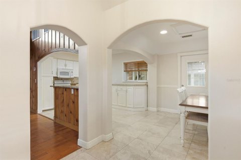 House in New Port Richey, Florida 3 bedrooms, 113.25 sq.m. № 2396764 - photo 5