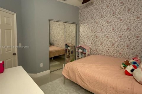 Townhouse in Homestead, Florida 3 bedrooms, 147.9 sq.m. № 2076592 - photo 19