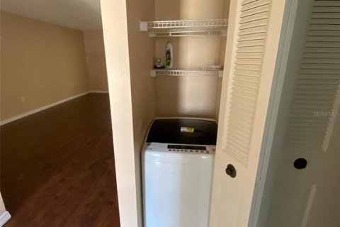 Villa ou maison à louer à New Port Richey, Floride: 2 chambres, 99.22 m2 № 1919840 - photo 14