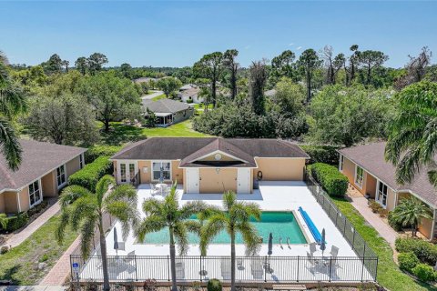 Villa ou maison à vendre à North Port, Floride: 2 chambres, 127.09 m2 № 2128392 - photo 5